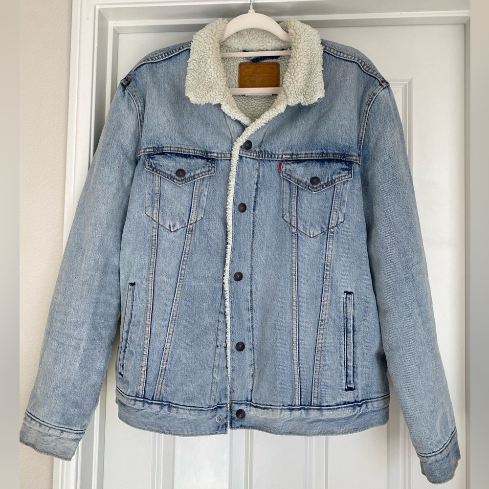 GUC Levi’s Mens Sherpa Trucker Jacket in XL - Picture 3 of 6